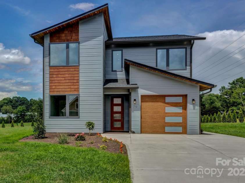 79 Scott Meadows Drive, Asheville, NC 28806.  MLS# CAR4282626, YatesRealty ID 30847. 