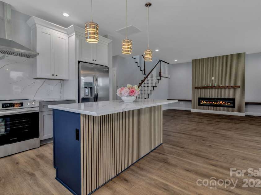 79 Scott Meadows Drive, Asheville, NC 28806.  MLS# CAR4282626, YatesRealty ID 30847. 