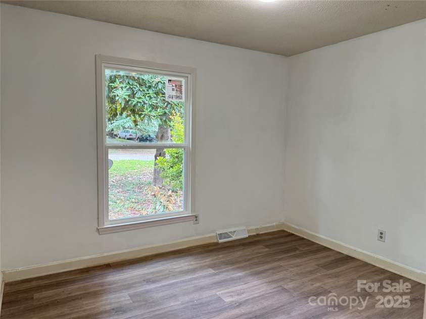 6601 Patchwork Circle, Charlotte, NC 28270.  MLS# CAR4289703, YatesRealty ID 30849. 
