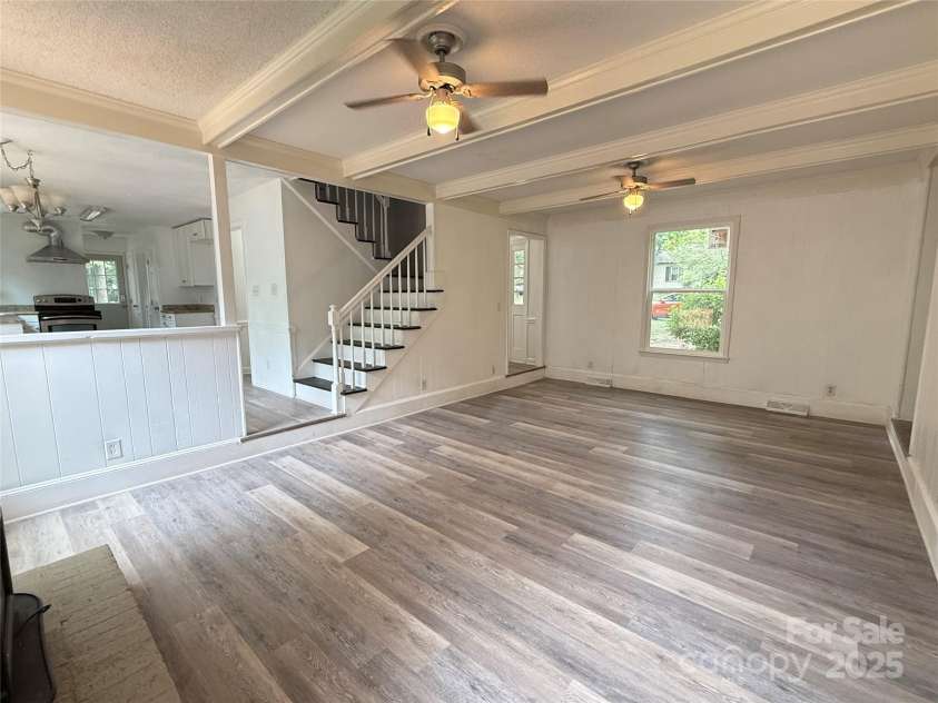 6601 Patchwork Circle, Charlotte, NC 28270.  MLS# CAR4289703, YatesRealty ID 30849. 