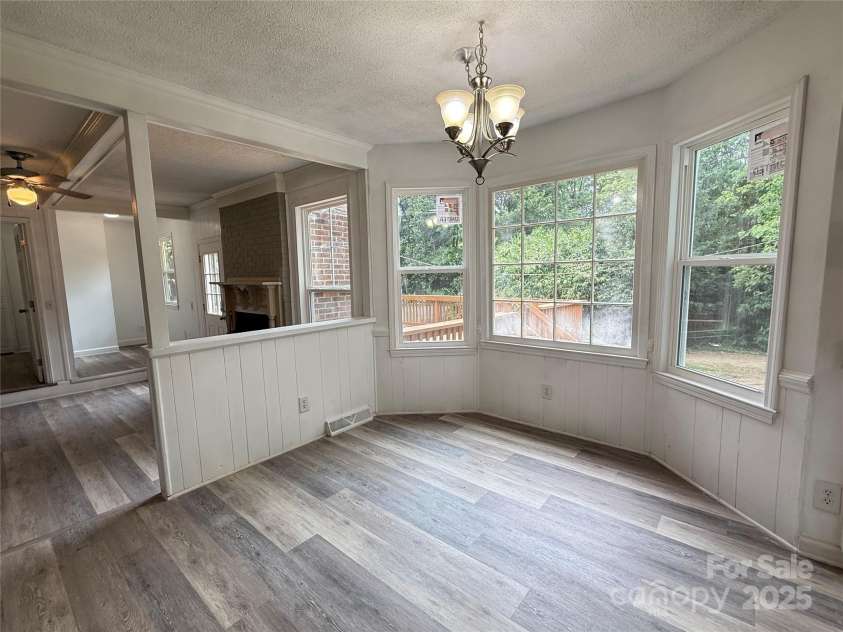 6601 Patchwork Circle, Charlotte, NC 28270.  MLS# CAR4289703, YatesRealty ID 30849. 