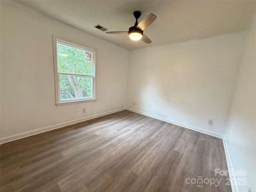 6601 Patchwork Circle, Charlotte, NC 28270.  MLS# CAR4289703, YatesRealty ID 30849. 