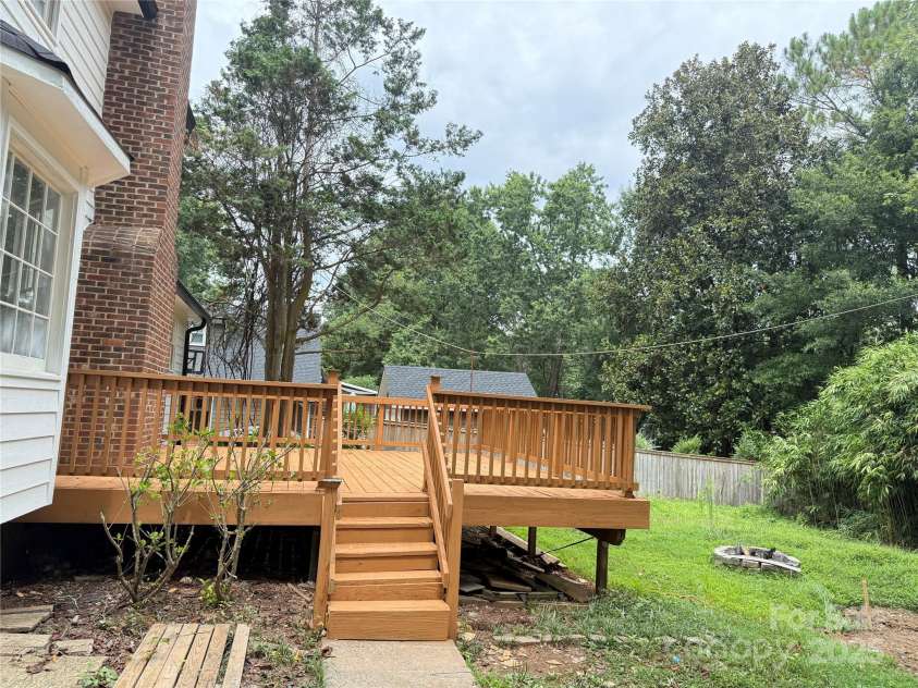 6601 Patchwork Circle, Charlotte, NC 28270.  MLS# CAR4289703, YatesRealty ID 30849. 