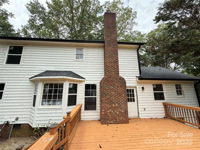6601 Patchwork Circle, Charlotte, NC 28270.  MLS# CAR4289703, YatesRealty ID 30849. 