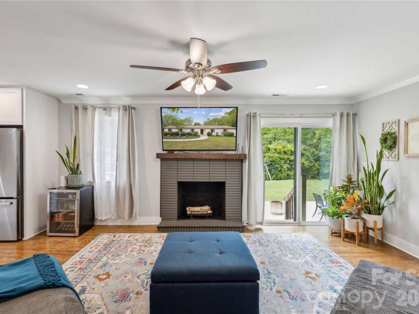 7200 Monroe Road, Charlotte, NC 28212.  MLS# CAR4350692, YatesRealty ID 3085. 
