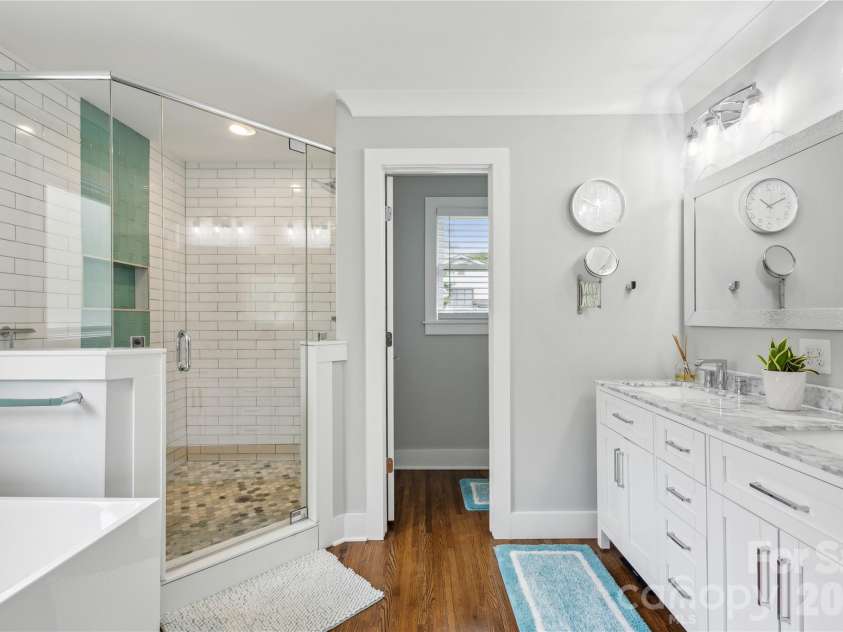 7200 Monroe Road, Charlotte, NC 28212.  MLS# CAR4350692, YatesRealty ID 3085. 
