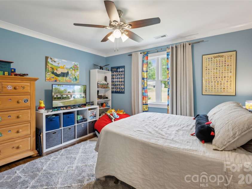 7200 Monroe Road, Charlotte, NC 28212.  MLS# CAR4350692, YatesRealty ID 3085. 