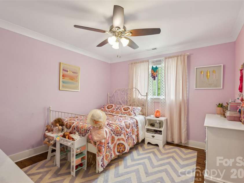 7200 Monroe Road, Charlotte, NC 28212.  MLS# CAR4350692, YatesRealty ID 3085. 