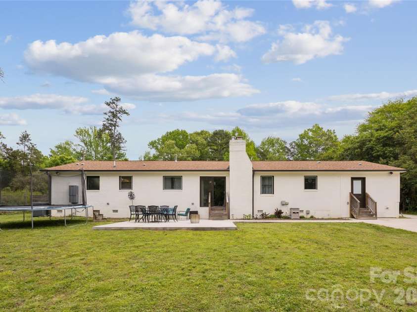 7200 Monroe Road, Charlotte, NC 28212.  MLS# CAR4350692, YatesRealty ID 3085. 