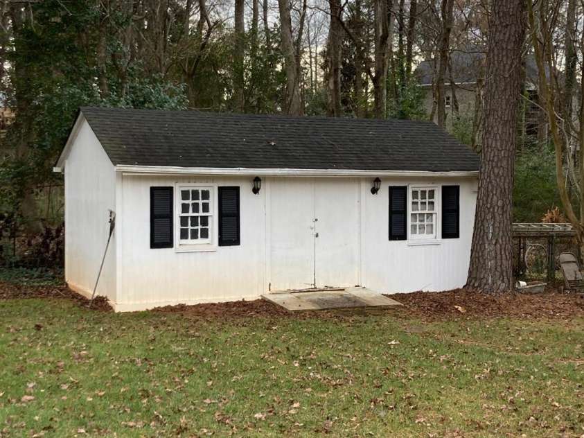9608 Sunway Drive, Mint Hill, NC 28227.  MLS# CAR4207982, YatesRealty ID 3085. Workshop/Shed