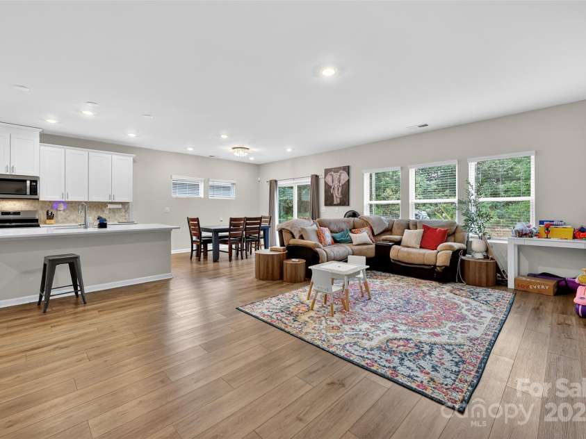 103 Bird Dog Drive, Mooresville, NC 28115.  MLS# CAR4290330, YatesRealty ID 30851. 