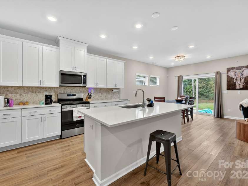 103 Bird Dog Drive, Mooresville, NC 28115.  MLS# CAR4290330, YatesRealty ID 30851. 