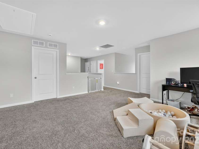 103 Bird Dog Drive, Mooresville, NC 28115.  MLS# CAR4290330, YatesRealty ID 30851. 