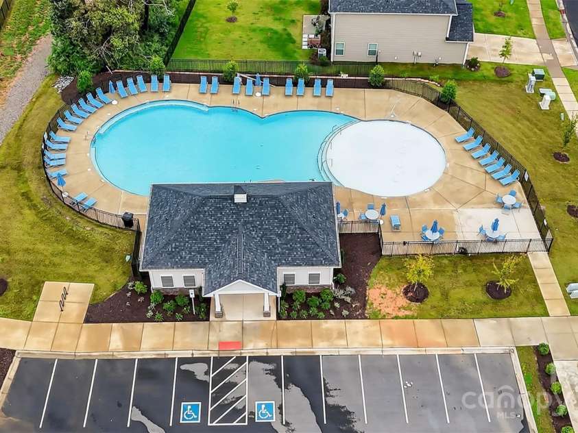 103 Bird Dog Drive, Mooresville, NC 28115.  MLS# CAR4290330, YatesRealty ID 30851. 