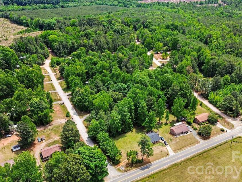 50 Pineview Circle, Wadesboro, NC 28170.  MLS# CAR4393985, YatesRealty ID 30851. 