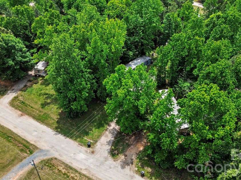 50 Pineview Circle, Wadesboro, NC 28170.  MLS# CAR4393985, YatesRealty ID 30851. 