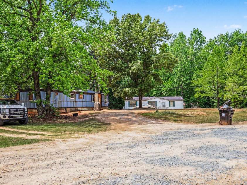 50 Pineview Circle, Wadesboro, NC 28170.  MLS# CAR4393985, YatesRealty ID 30851. 