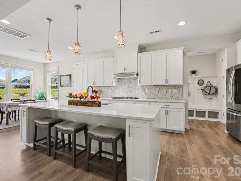 348 Waterlynn Road, Mooresville, NC 28117.  MLS# CAR4366702, YatesRealty ID 30852. Kitchen