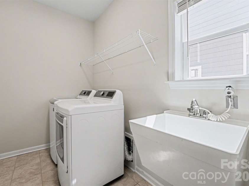 348 Waterlynn Road, Mooresville, NC 28117.  MLS# CAR4366702, YatesRealty ID 30852. Laundry Room Main Floor