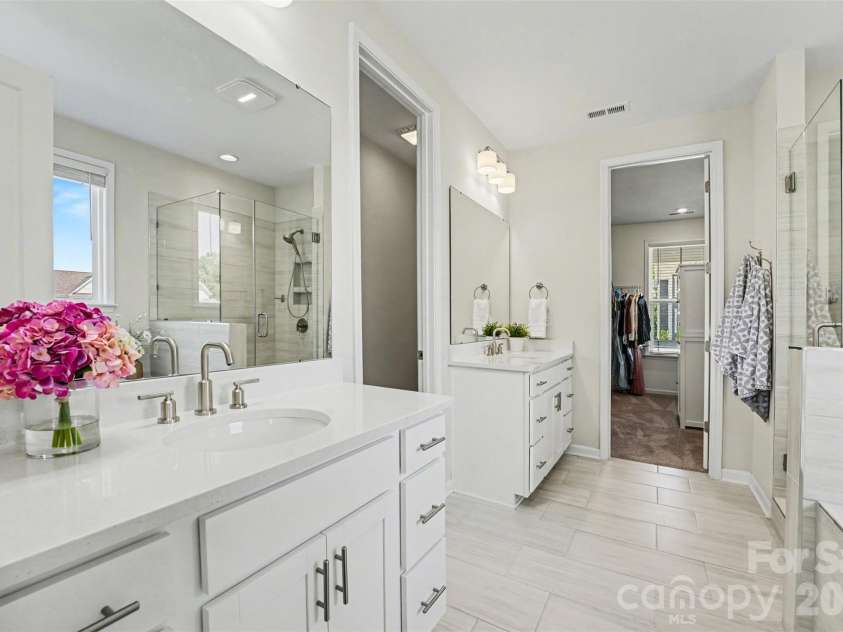 348 Waterlynn Road, Mooresville, NC 28117.  MLS# CAR4366702, YatesRealty ID 30852. Primary Bath 1