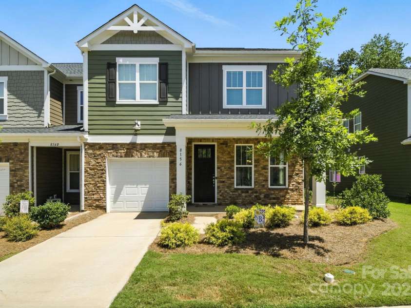 8156 Merryvale Lane, Charlotte, NC 28214.  MLS# CAR4286436, YatesRealty ID 30855. 