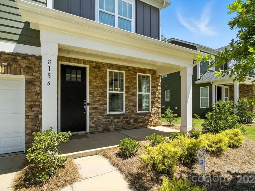 8156 Merryvale Lane, Charlotte, NC 28214.  MLS# CAR4286436, YatesRealty ID 30855. 