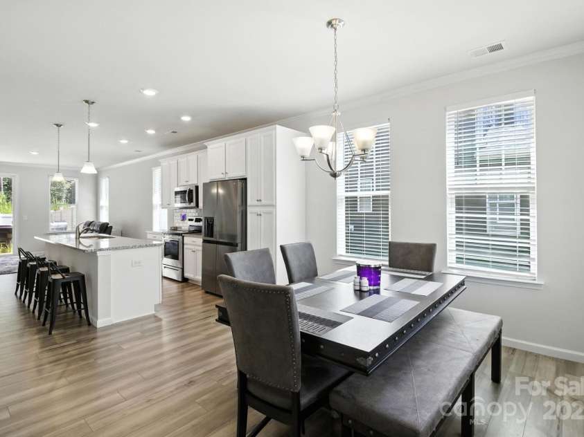 8156 Merryvale Lane, Charlotte, NC 28214.  MLS# CAR4286436, YatesRealty ID 30855. 