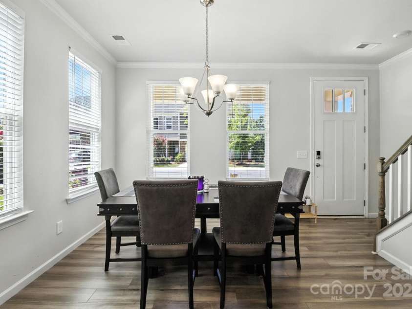8156 Merryvale Lane, Charlotte, NC 28214.  MLS# CAR4286436, YatesRealty ID 30855. 