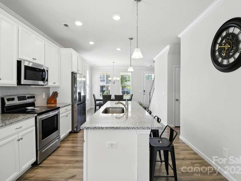 8156 Merryvale Lane, Charlotte, NC 28214.  MLS# CAR4286436, YatesRealty ID 30855. 