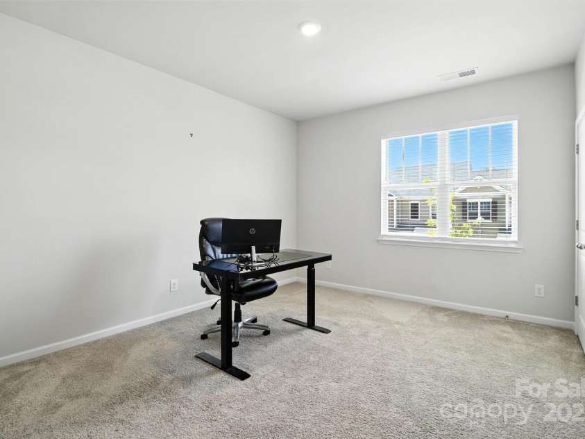 8156 Merryvale Lane, Charlotte, NC 28214.  MLS# CAR4286436, YatesRealty ID 30855. 