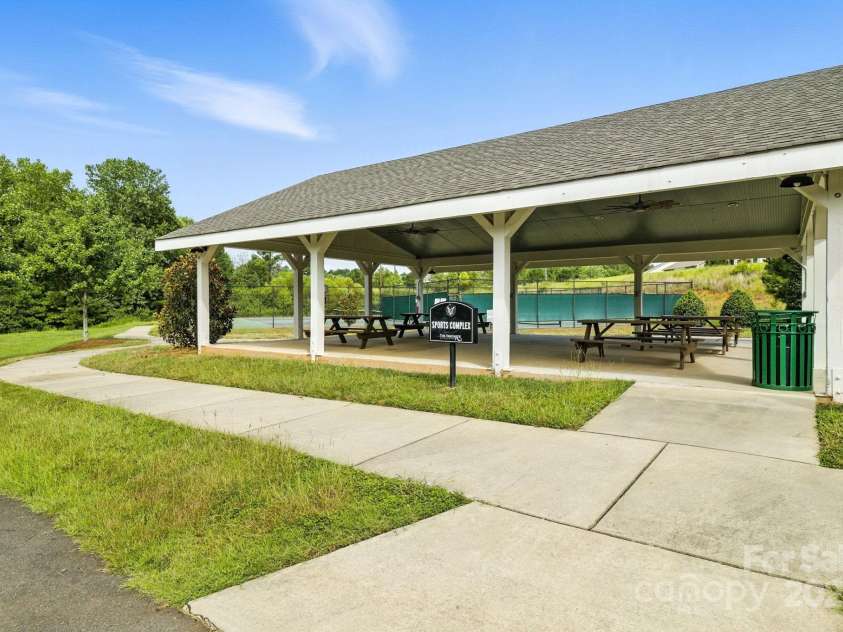 8156 Merryvale Lane, Charlotte, NC 28214.  MLS# CAR4286436, YatesRealty ID 30855. 
