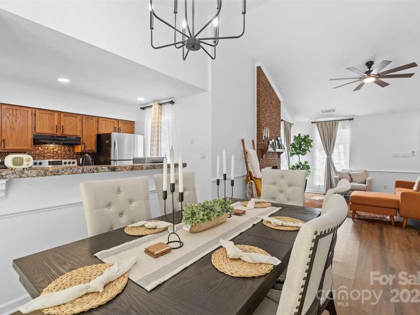 6201 Sunbridge Court, Charlotte, NC 28269.  MLS# CAR4259061, YatesRealty ID 30856. 