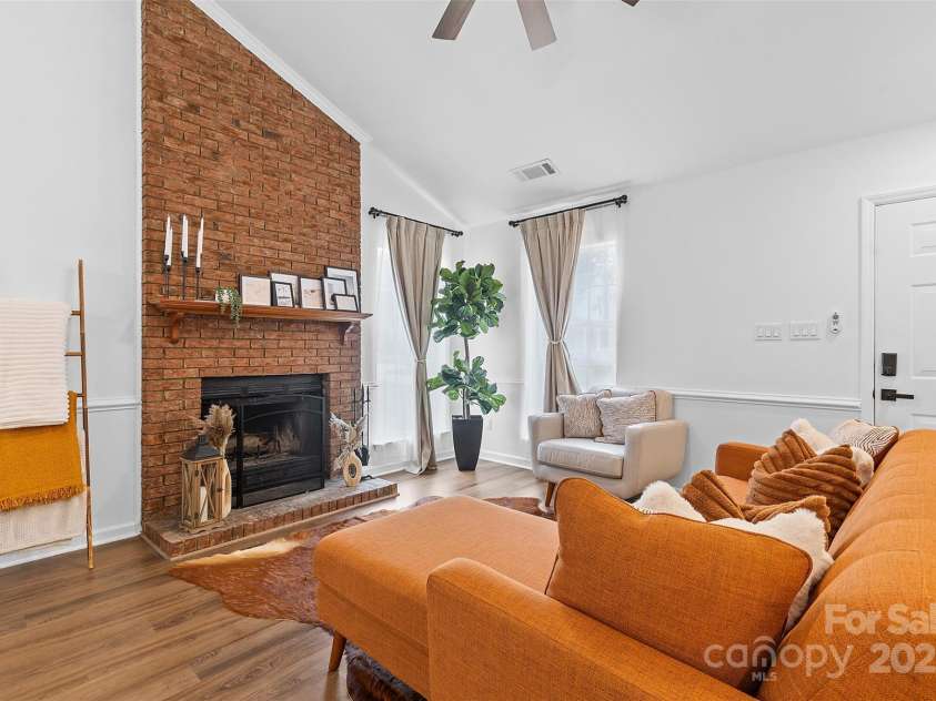 6201 Sunbridge Court, Charlotte, NC 28269.  MLS# CAR4259061, YatesRealty ID 30856. 