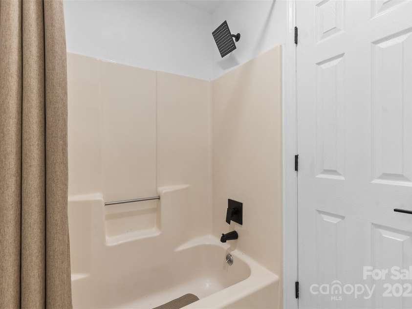 6201 Sunbridge Court, Charlotte, NC 28269.  MLS# CAR4259061, YatesRealty ID 30856. 