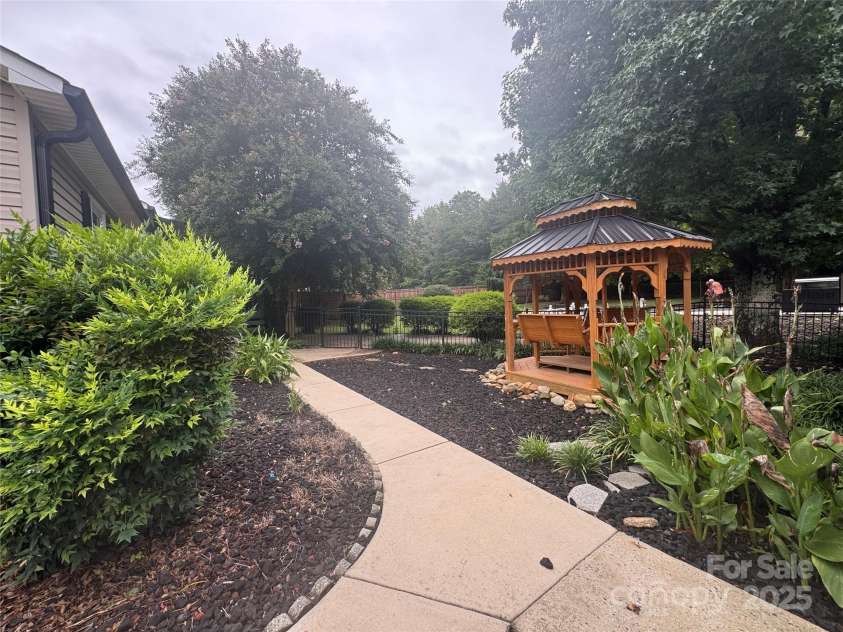 2225 Barger Road, Salisbury, NC 28146.  MLS# CAR4288090, YatesRealty ID 30857. 