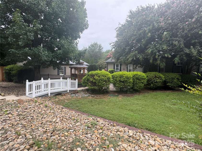 2225 Barger Road, Salisbury, NC 28146.  MLS# CAR4288090, YatesRealty ID 30857. 