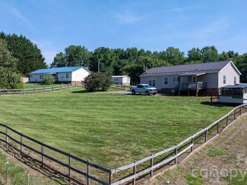 3015 Farm Pond Lane, Granite Falls, NC 28630.  MLS# CAR4391849, YatesRealty ID 30857. 