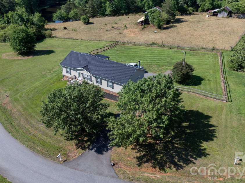 3015 Farm Pond Lane, Granite Falls, NC 28630.  MLS# CAR4391849, YatesRealty ID 30857. 
