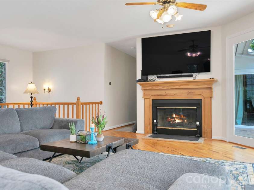 154 Chestnut Lane, Cedar Mountain, NC 28718.  MLS# CAR4388442, YatesRealty ID 30858. 