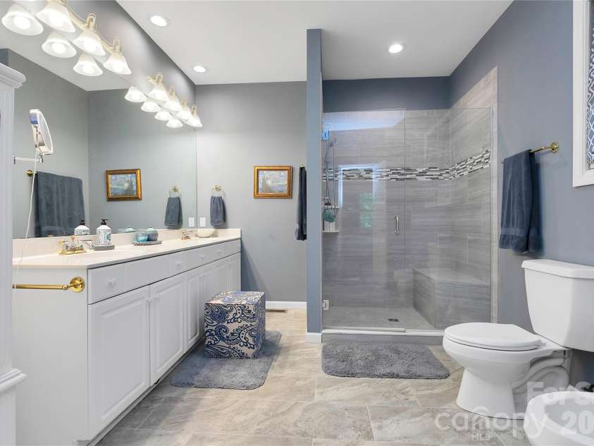 154 Chestnut Lane, Cedar Mountain, NC 28718.  MLS# CAR4388442, YatesRealty ID 30858. 