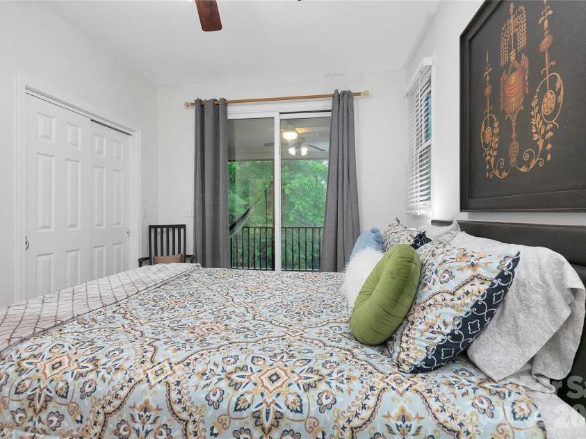 154 Chestnut Lane, Cedar Mountain, NC 28718.  MLS# CAR4388442, YatesRealty ID 30858. Bed 1
