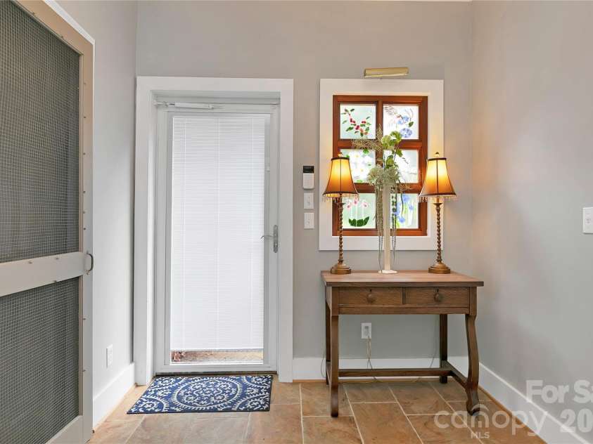 154 Chestnut Lane, Cedar Mountain, NC 28718.  MLS# CAR4388442, YatesRealty ID 30858. Entrance way