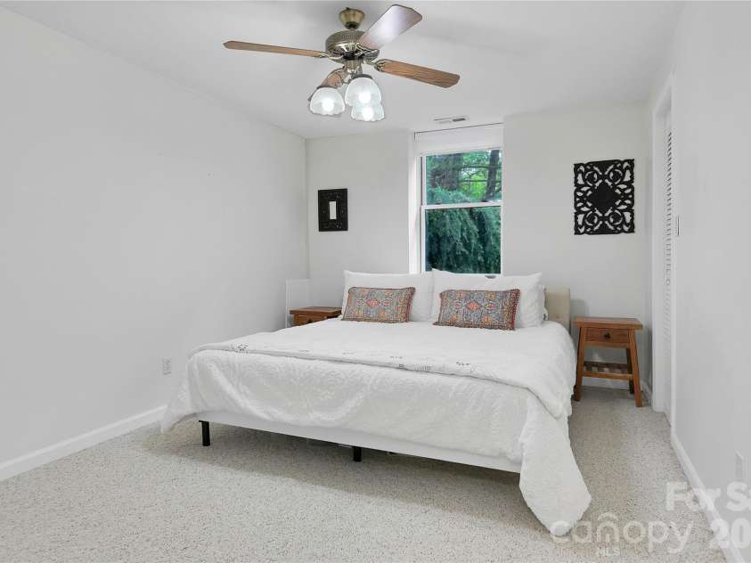 154 Chestnut Lane, Cedar Mountain, NC 28718.  MLS# CAR4388442, YatesRealty ID 30858. Guest