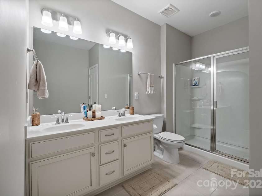 177 Falls Cove Drive, Troutman, NC 28166.  MLS# CAR4290056, YatesRealty ID 30858. 