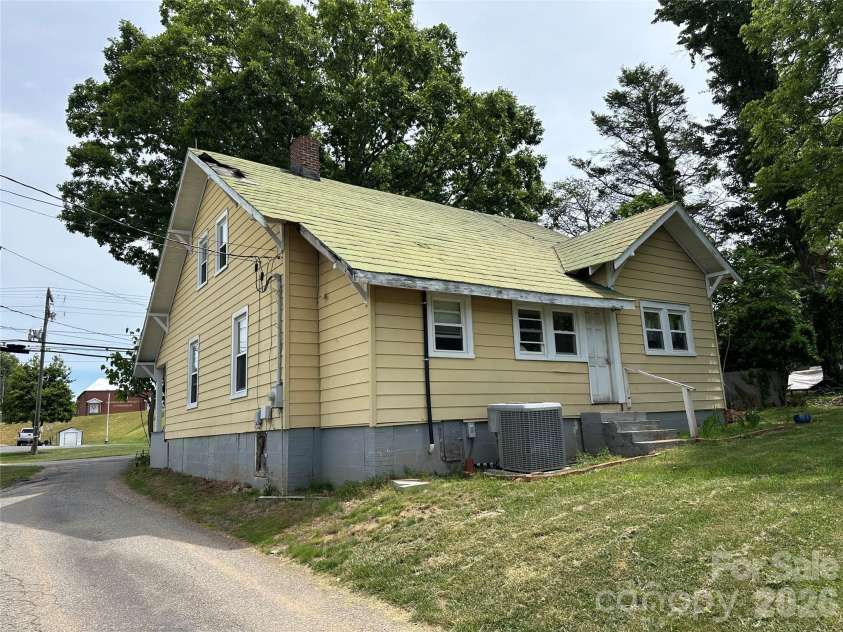 5149 Boone Trail, Millers Creek, NC 28651.  MLS# CAR4378479, YatesRealty ID 30859. 
