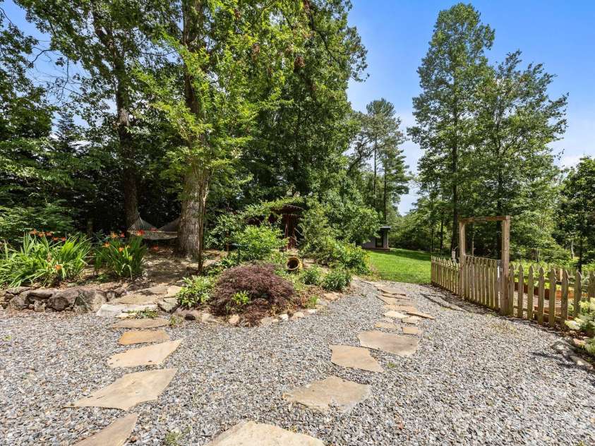 27 Rosebud Lane, Fairview, NC 28730.  MLS# CAR4352014, YatesRealty ID 3086. 