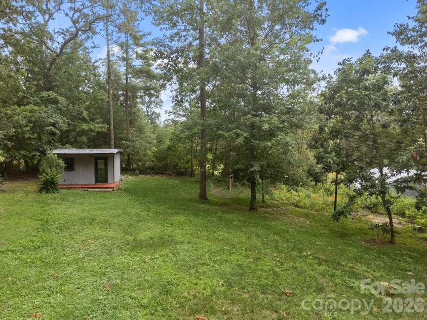 27 Rosebud Lane, Fairview, NC 28730.  MLS# CAR4352014, YatesRealty ID 3086. 