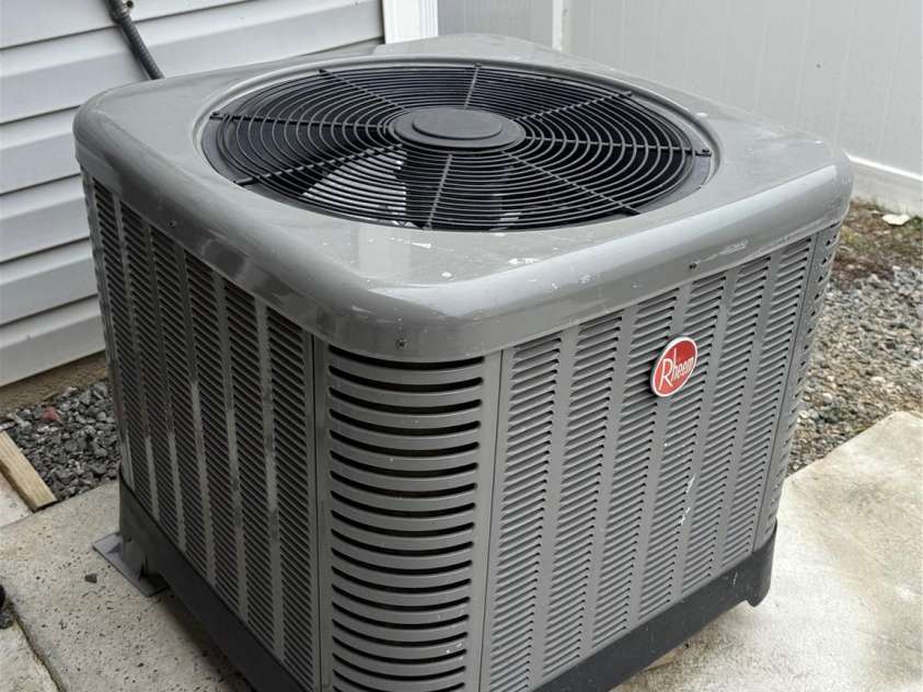 6807 Jamison Lane, Charlotte, NC 28269.  MLS# CAR4317327, YatesRealty ID 3086. 