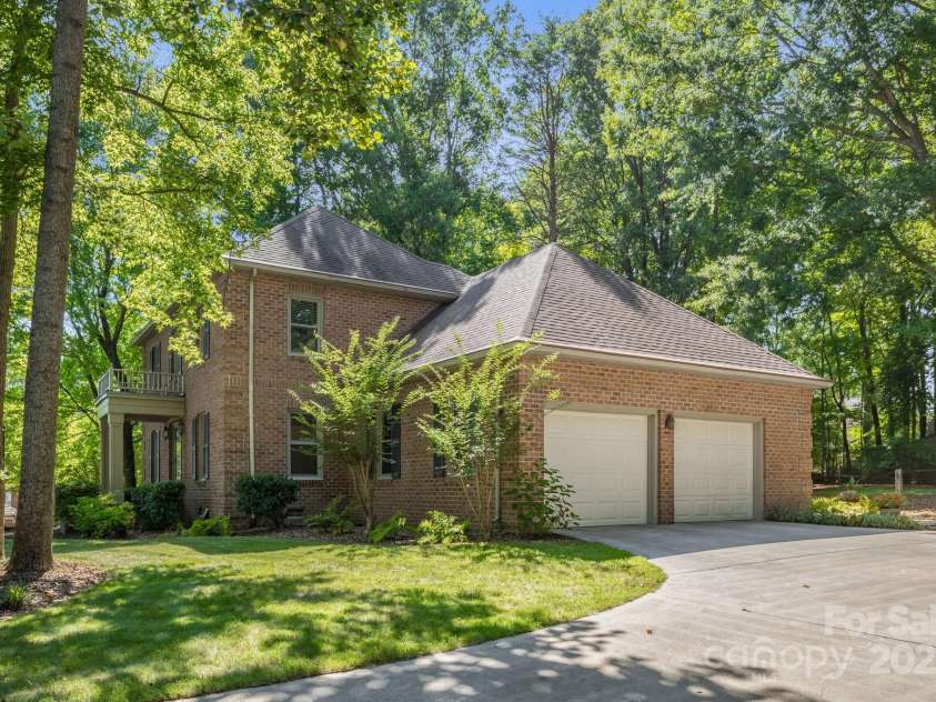 106 Birmingham Place, Salisbury, NC 28146.  MLS# CAR4279332, YatesRealty ID 30860. 