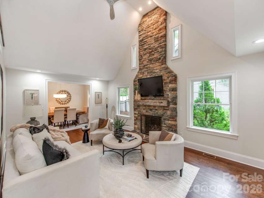 2907 Park Road, Charlotte, NC 28209.  MLS# CAR4390579, YatesRealty ID 30860. 